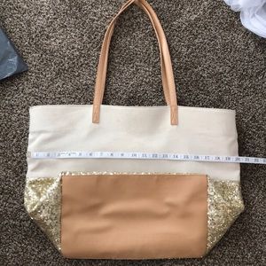Beach Bag Tote w/ leather straps